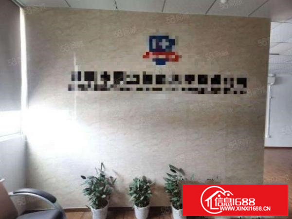 樟坑径环观南路轻轨站旁新出楼上600平方带精装修标准厂房出租