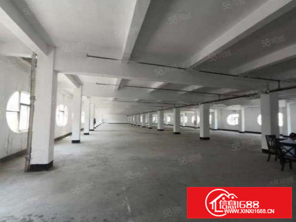 大岭山单层标准厂房800平方出租现成装修，交通便利。