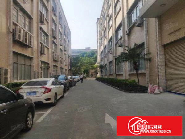 西乡固戍地铁站650平厂房出租带地坪漆原房东