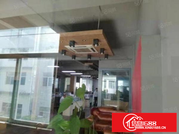 观澜原房东500平半层8500打包带精装修空地超大有吊机口