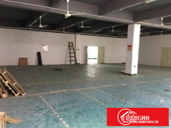 沙荷路带红本，楼上厂房680平米出租，形象好，三吨货梯