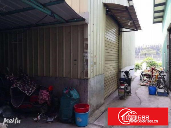 长安沙头出租两个铺位约130平后面铁皮约120平方米