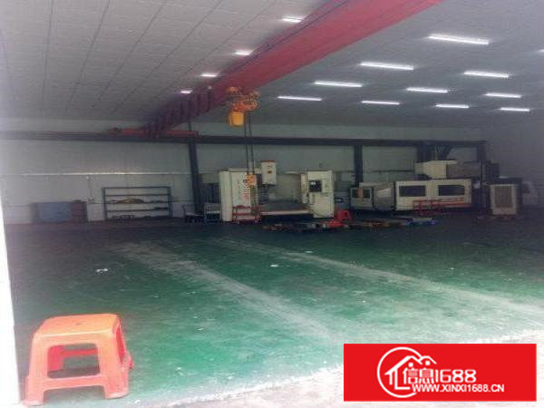 杨屋现成模具厂分租650平现成办公室行车