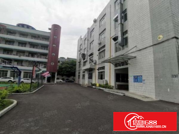 凤岗原房东新出楼上600带现成精装修，采光通透，空地大