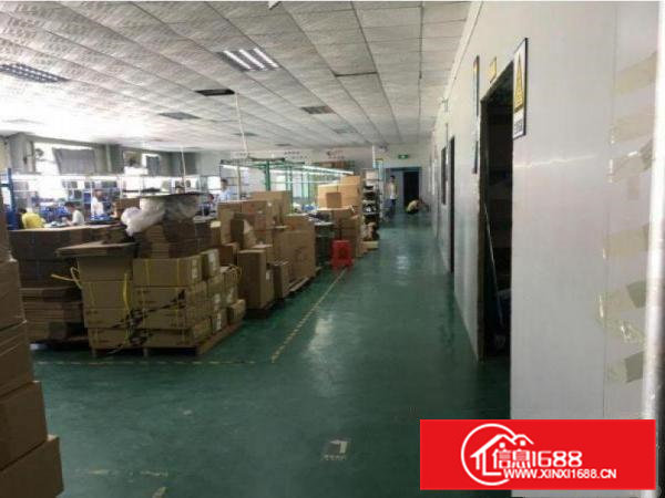 常平袁山贝附近楼上800平带装修货梯厂房招租