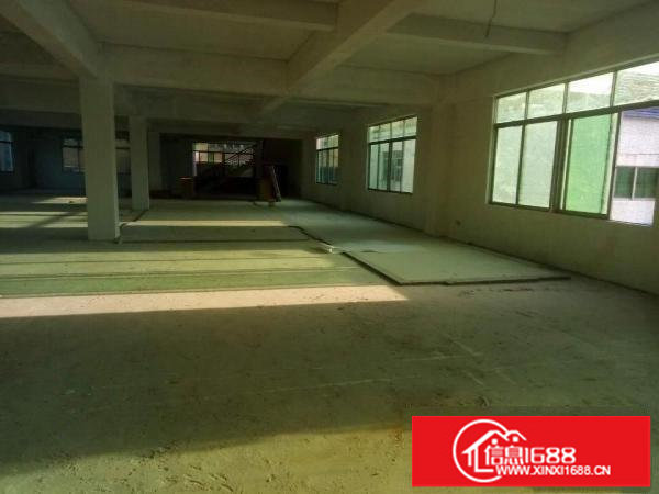 龙岗980平楼上带装修厂房出租