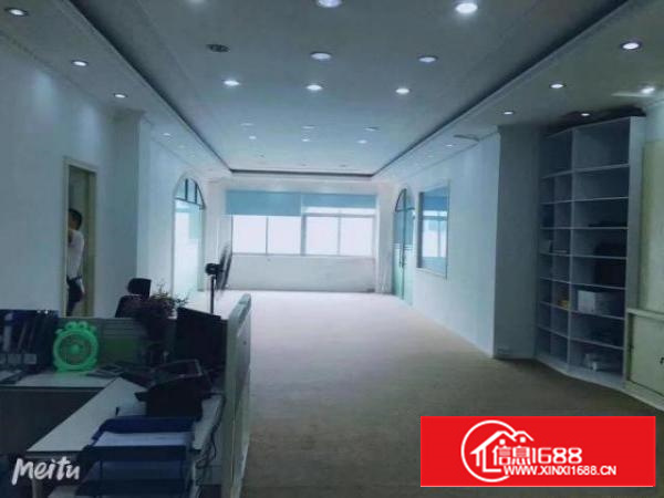 出租石排石排城区小厂房现成装修，水电到位0成本入驻！