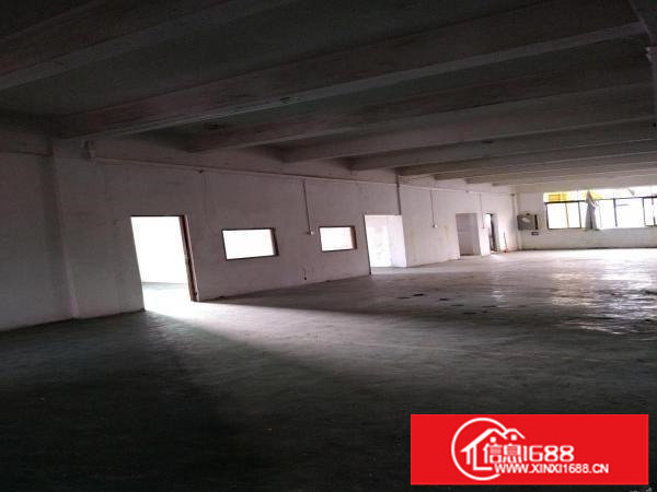 松岗罗田新出楼上800平厂房招租