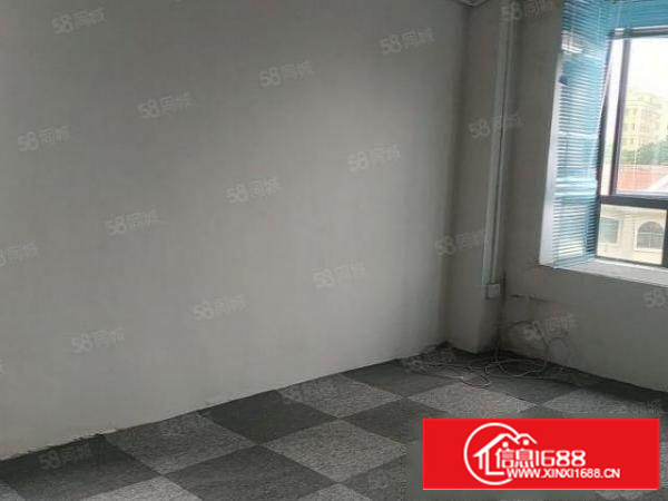 （出租）凤岗新出楼上230平带装修现成水电办公室！