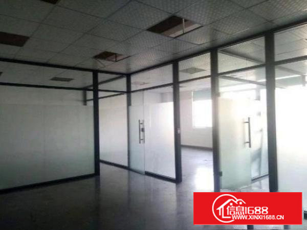 西乡洲石路边上黄麻布第三工业区附近带装修厂房1100平米