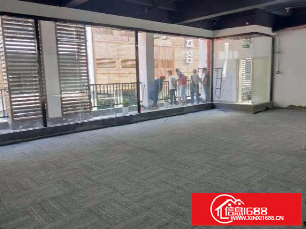 龙华龙胜地铁站附近大型工业园精装厂房招租面积自选可分租