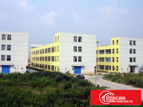 楼上精装800平厂房出租，靠近主干道