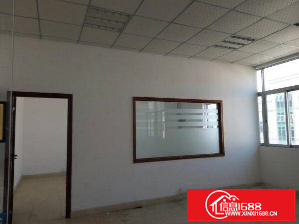 坂田地铁站楼上1500平标准厂房