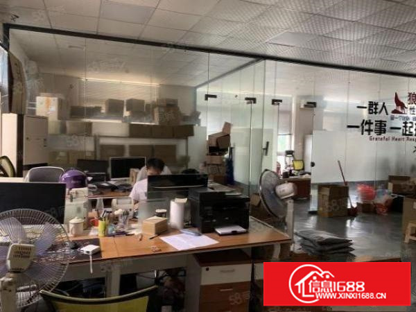 塘头楼上300平精装厂房3加1户型