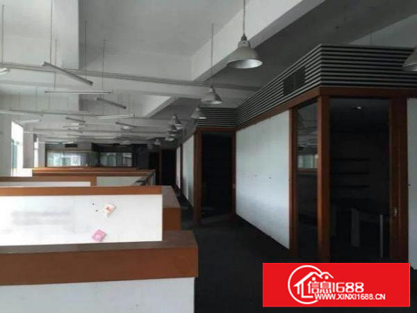 谢岗镇中心带装修厂房500平米