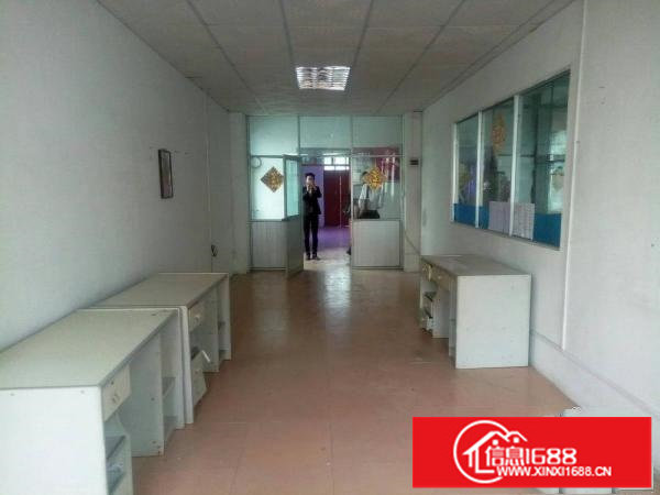 横岗龙岗大道窝肚村1380平带装厂房出租可做服装