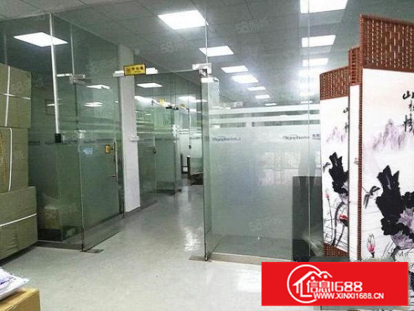 清溪渔梁围三楼标准厂房1600平可分租，现成办公室