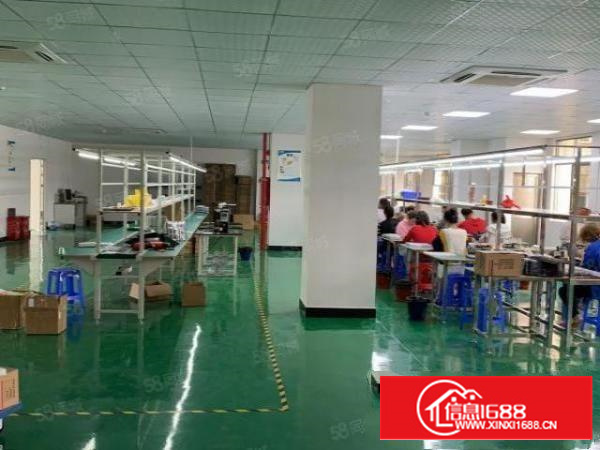 凤岗雁田村鸿海晶信工业园楼上1500平方厂房出租带办公室装修