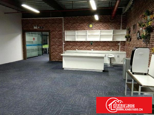 六约厂房办公室1200㎡地铁口即租即用可分租