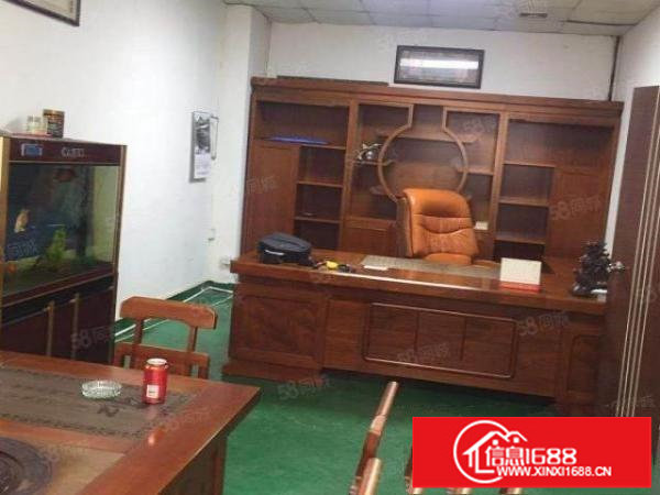 松岗碧头地铁口附近原房东独院红本厂房二楼860平方