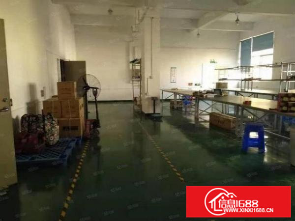 清溪罗马村楼上530平精装厂房出租带地坪漆