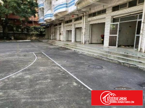 独门独院4000平方出租，宿舍3栋可整租或分租