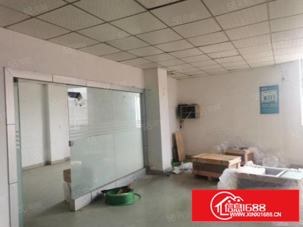 寮步新出楼上500平厂房低价出租