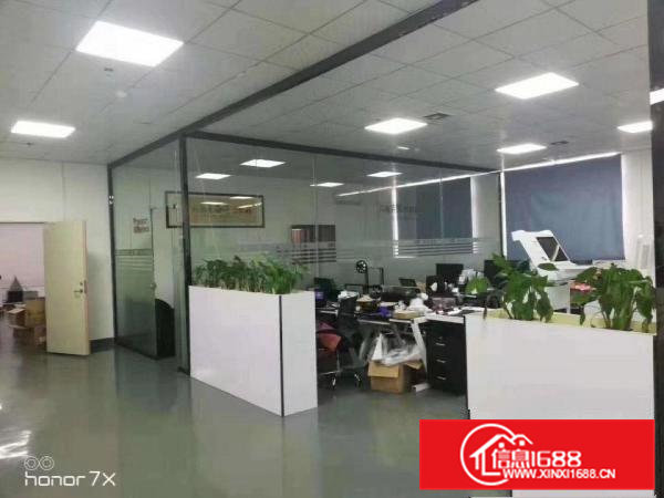 出租桥头镇桥头城区300平方厂房，现成装修，价格便宜