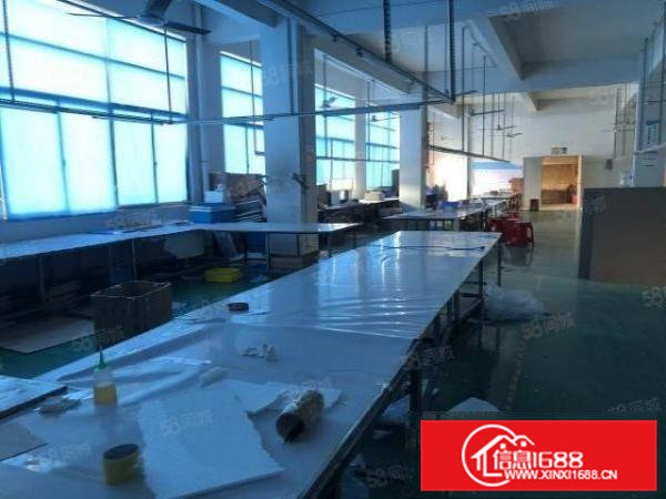 凤岗金凤凰工业区二楼1100平方可分小面积厂房出租带装修水电