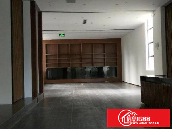 豪华装修，办公写字楼，园区优美，拎包入住