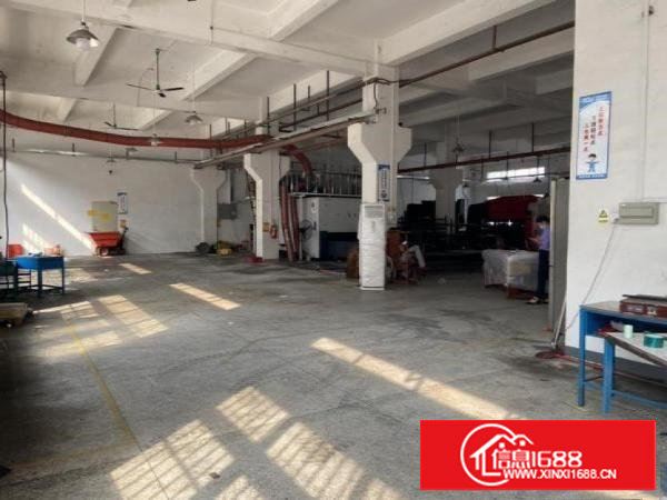 塘厦靠清溪片区一楼5.5米高带行车480平方出租，适合模具类