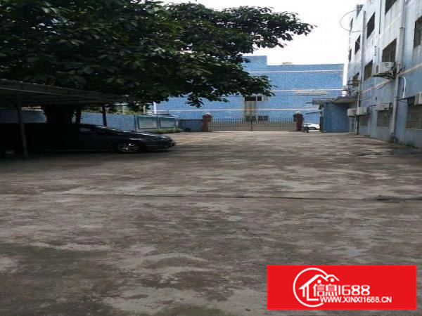 龙岗区新鲜出炉独院三楼现成800平精装修厂房