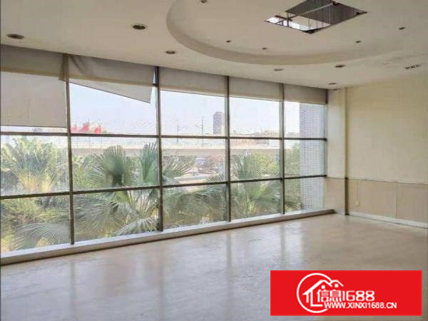 北面现有楼上精装修厂房800平方水电齐全可办环评货梯直达