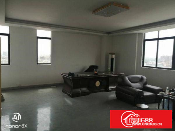 长安镇沙头精装修水电齐全楼上1500平厂房出租仅租16元！