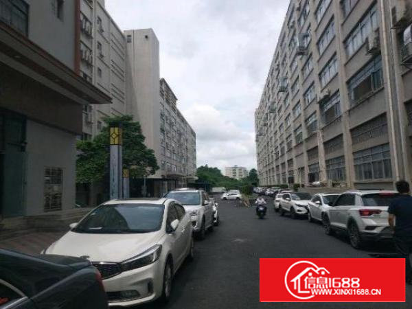 石岩石龙仔双高速口工业区楼上带消防喷淋红本厂房4000平出租