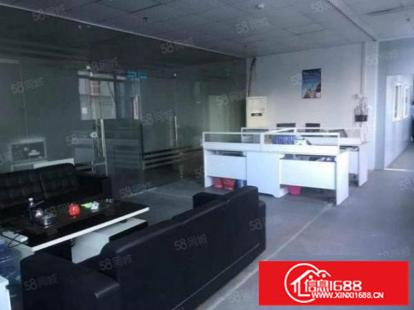 松岗红星主干道旁边新空出楼上精装修厂房650平