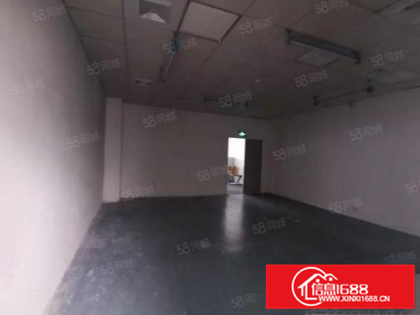 龙岗坂田地铁口附近新出1楼630平精装修厂房出租。