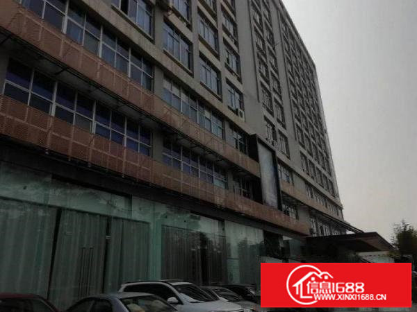 横岗六约村二楼830平，带豪华装修，厂房出租