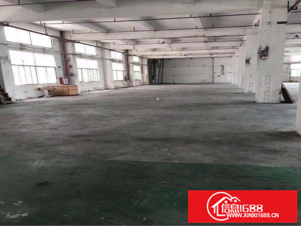 布吉秀峰工业区带红本一楼厂房1460平米，现已全部空出，看房