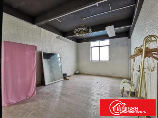 良村工业区三乐路边带装修厂房出租2吨货梯