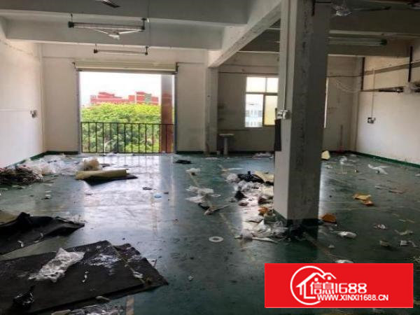 沙井客运站后面楼上厂房400平