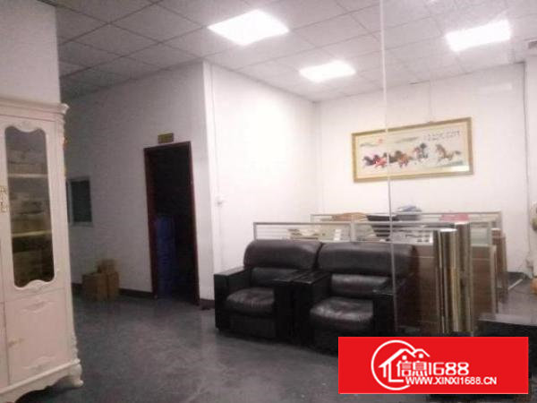 鹤州九围黄麻布带装修厂房1080平米