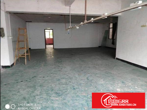 坪山坑梓龙田村新空出楼上320平方带装修办公室厂房出租