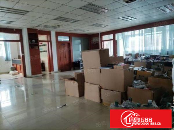 凤岗五联油甘埔一手房东独院标准厂房出租楼上800平米实拍