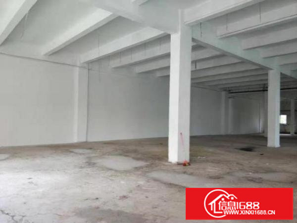 坪地高速出口仓库一楼2200平方院子空地3000平