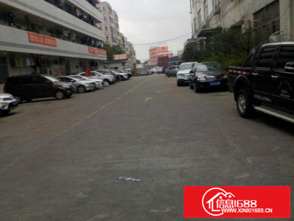 六约埔厦工业区楼上300平方带现成服装厂出租