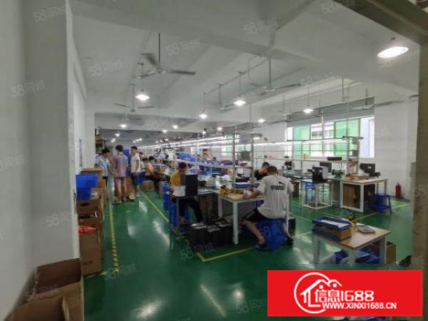 坂田楼上690平米厂房出租，有现成装修