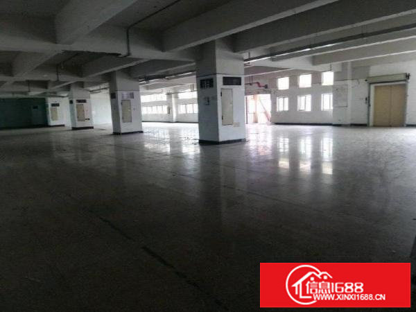 平湖华南城地铁口独院厂房整层三楼1100平原房东