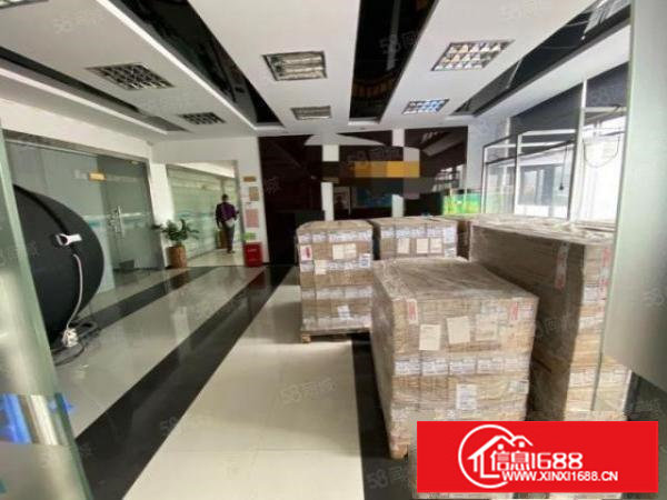 龙华地铁站附近豪华装修600平厂房出租,可办公