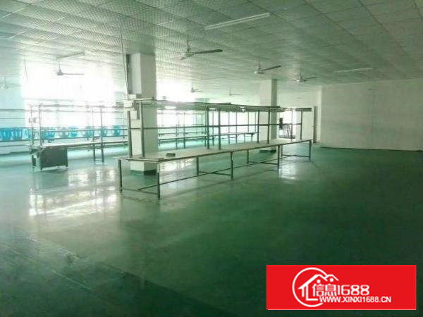 石岩汽车站附近楼上720平米厂房带装修免转让费出租